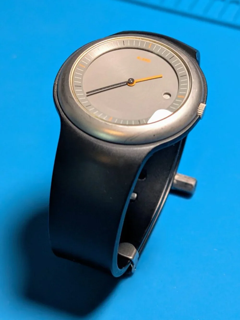 2004 Alessi Tondo AL7002 Watch by Alberto Meda 38mm by Seiko Black/Grey/Orange